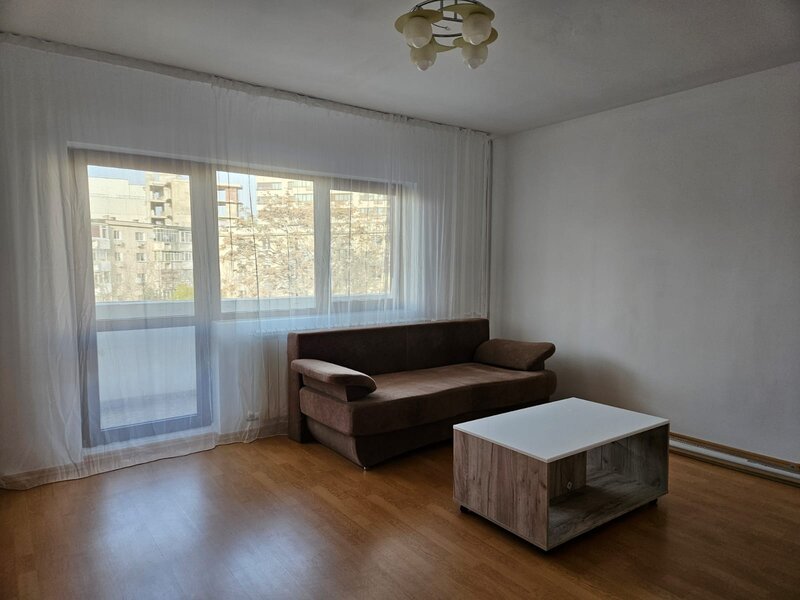 Vitan Mall- 2 camere et 3/4 strada Vlaicu Voda