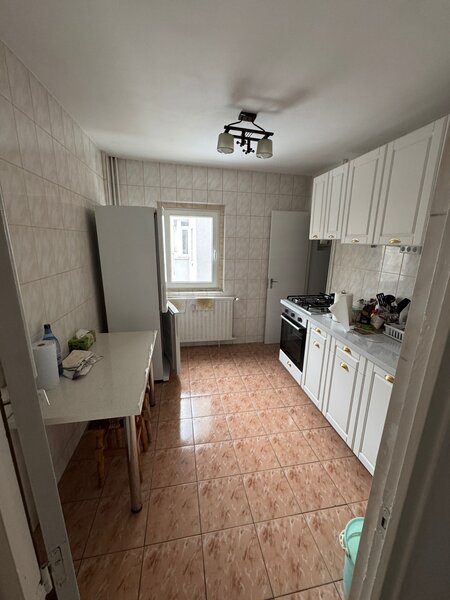 Vitan Mall- 2 camere et 3/4 strada Vlaicu Voda