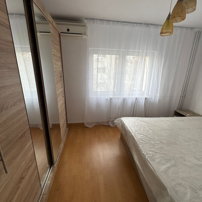 Vitan Mall- 2 camere et 3/4 strada Vlaicu Voda