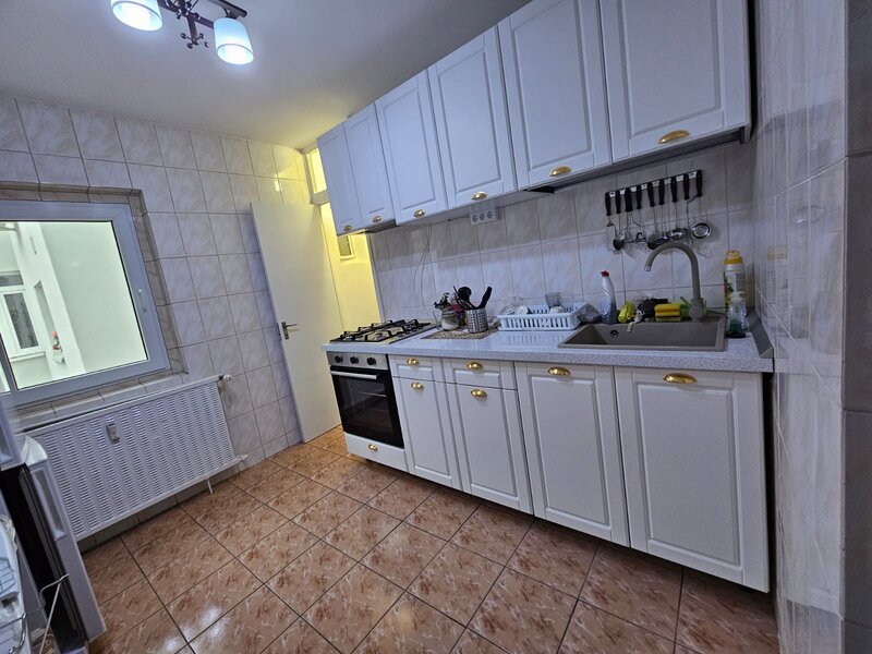 Vitan Mall- 2 camere et 3/4 strada Vlaicu Voda